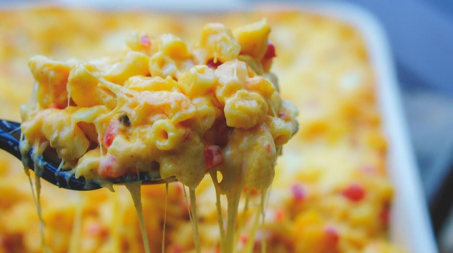 Iceland Mac & Cheese 400g ไอซ์แลนด์ พาสต้ามักกะโรนีปรุงสุกในซอสชีส ราดด้วยเชดดาร์ชีสขูด 400 กรัม