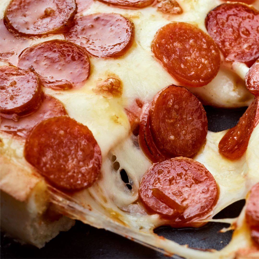 Chicago Town Deep Dish Pepperoni Pizzas 310G ชิคาโก ทาวน์ พิซซ่าถาดลึก เปปเปอโรนี 310 กรัม