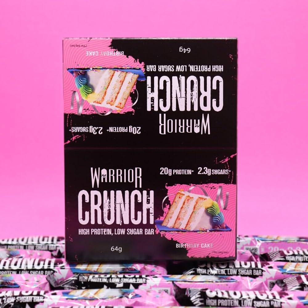 Warrior Crunch High Protein, Low Sugar Bar Birthday Cake 64g วอริเออร์ ครันช์ เค้กวันเกิด โปรตีนสูง น้ำตาลน้อย 64 กรัม