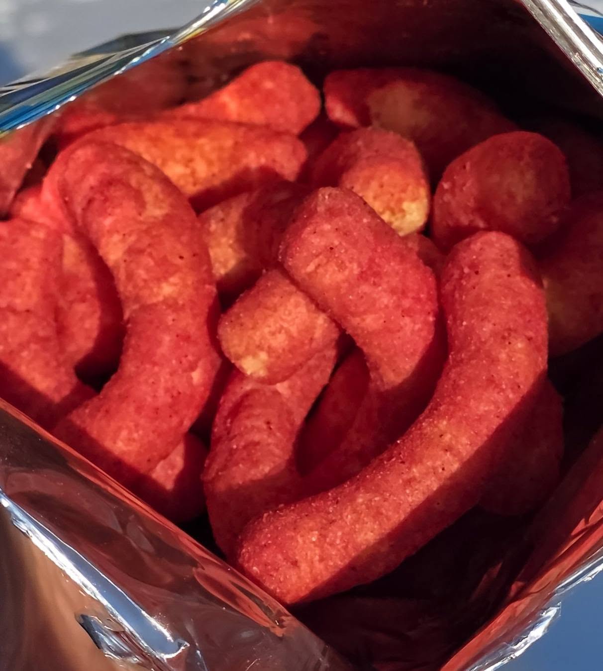 Cheetos Flamin Hot Puffs 150g