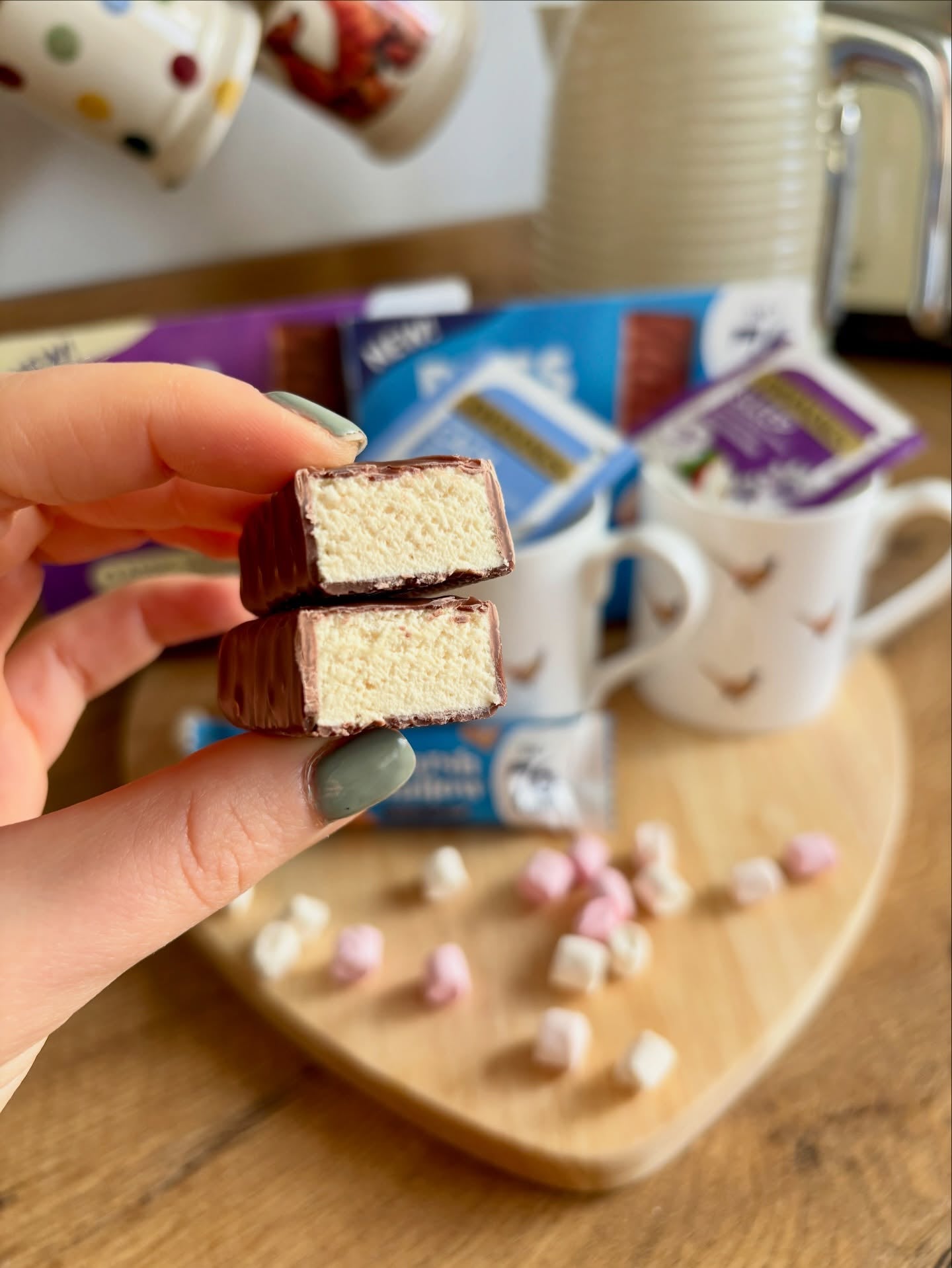 [Best before 03-Oct-2026]Bliss Milk Choc Coconut Whip 5 Bars