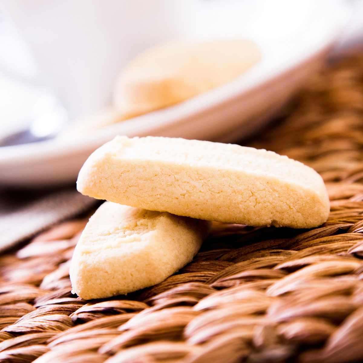 [Best Before 1-Nov-2024] High Speciality Shortbread Fingers 3x100g ฮาย สเปชัลตี ขนมชนิดร่วน ฟิงเกอร์ 3x100 กรัม