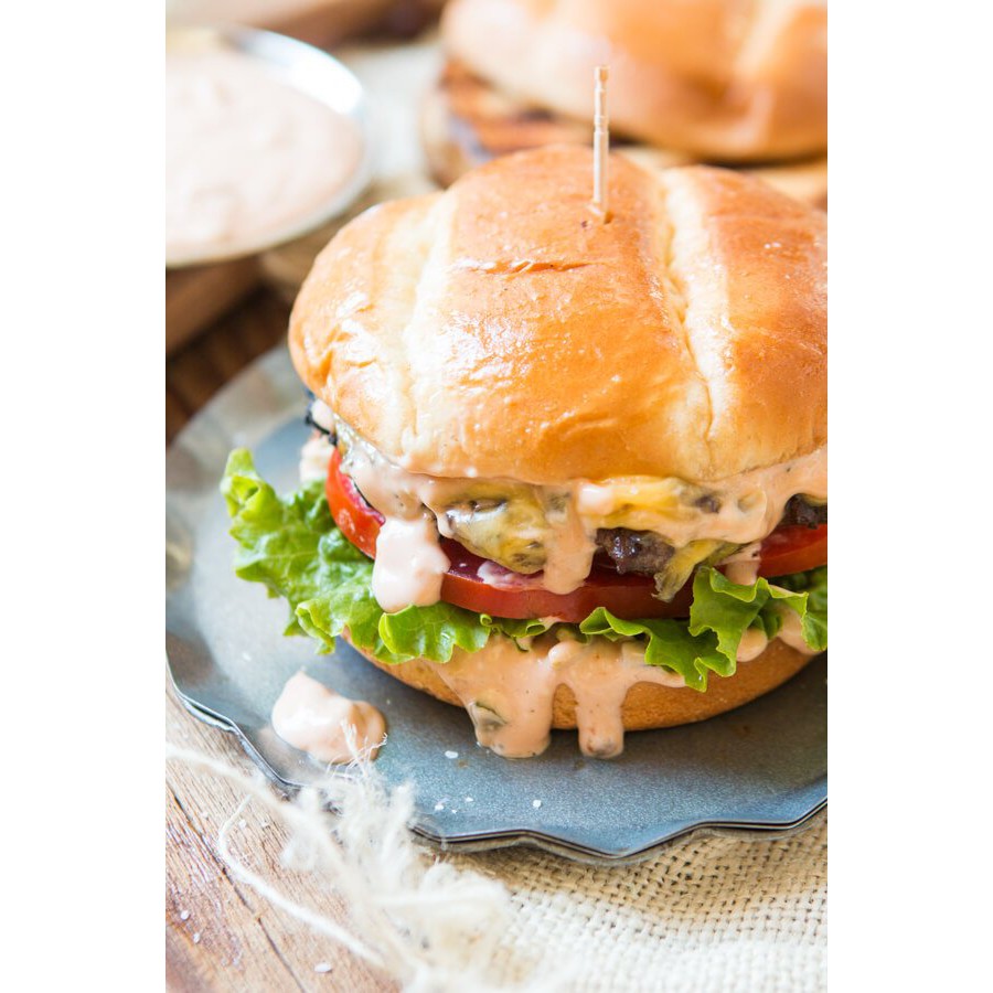 Hellmann’s Chunky Burger Sauce 258g