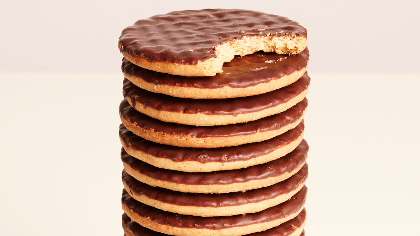 McVitie's Digestives Milk Chocolate the Caramel One 250g แมคไวตี้ ไดเจสทีฟ ช็อกโกแลต นม คาราเมล 250 กรัม