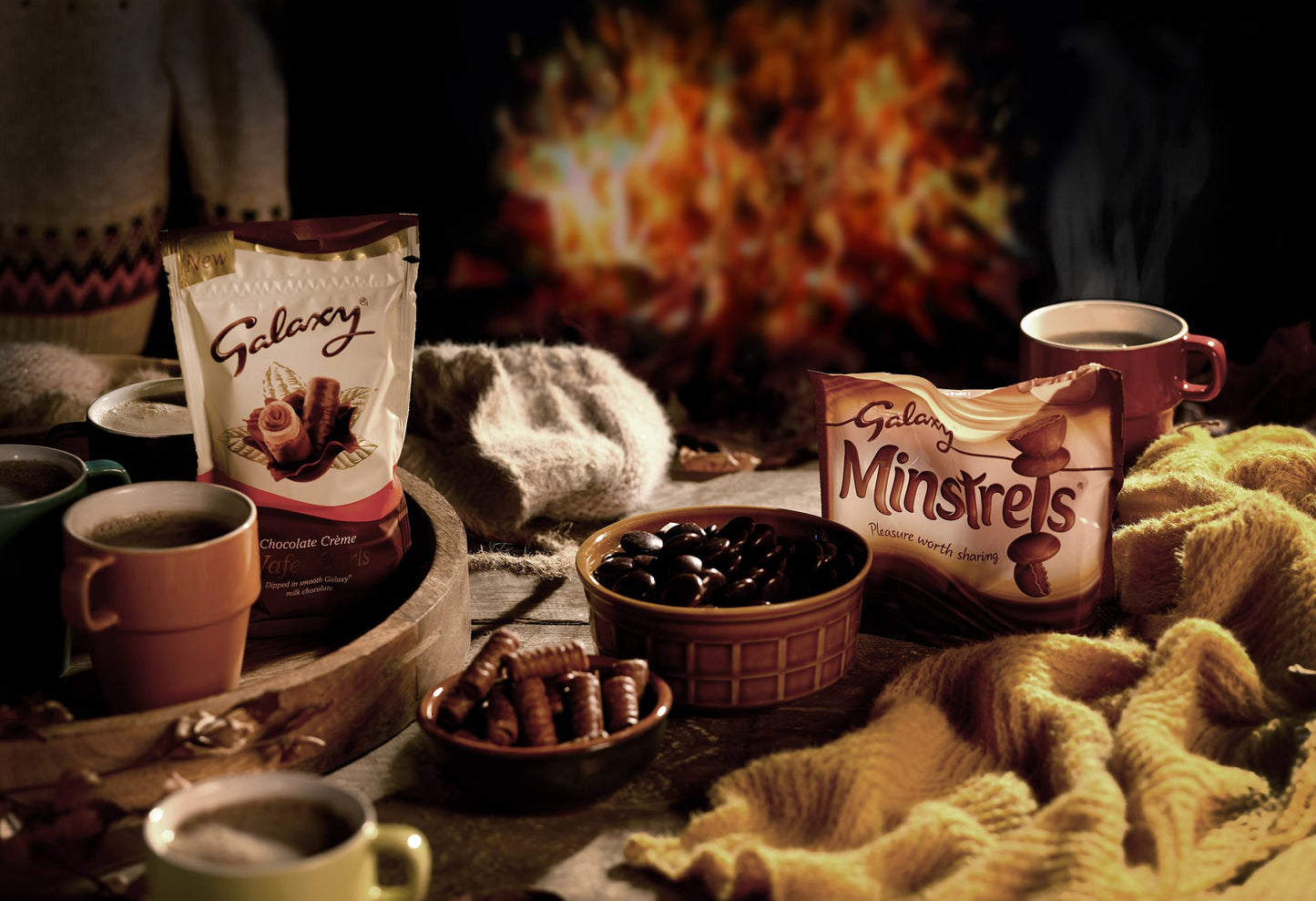 Galaxy Minstrels 3 Pack 126g กาแล็กซี่ ช็อกโกแลตนม 3 แพ็ค 126 กรัม