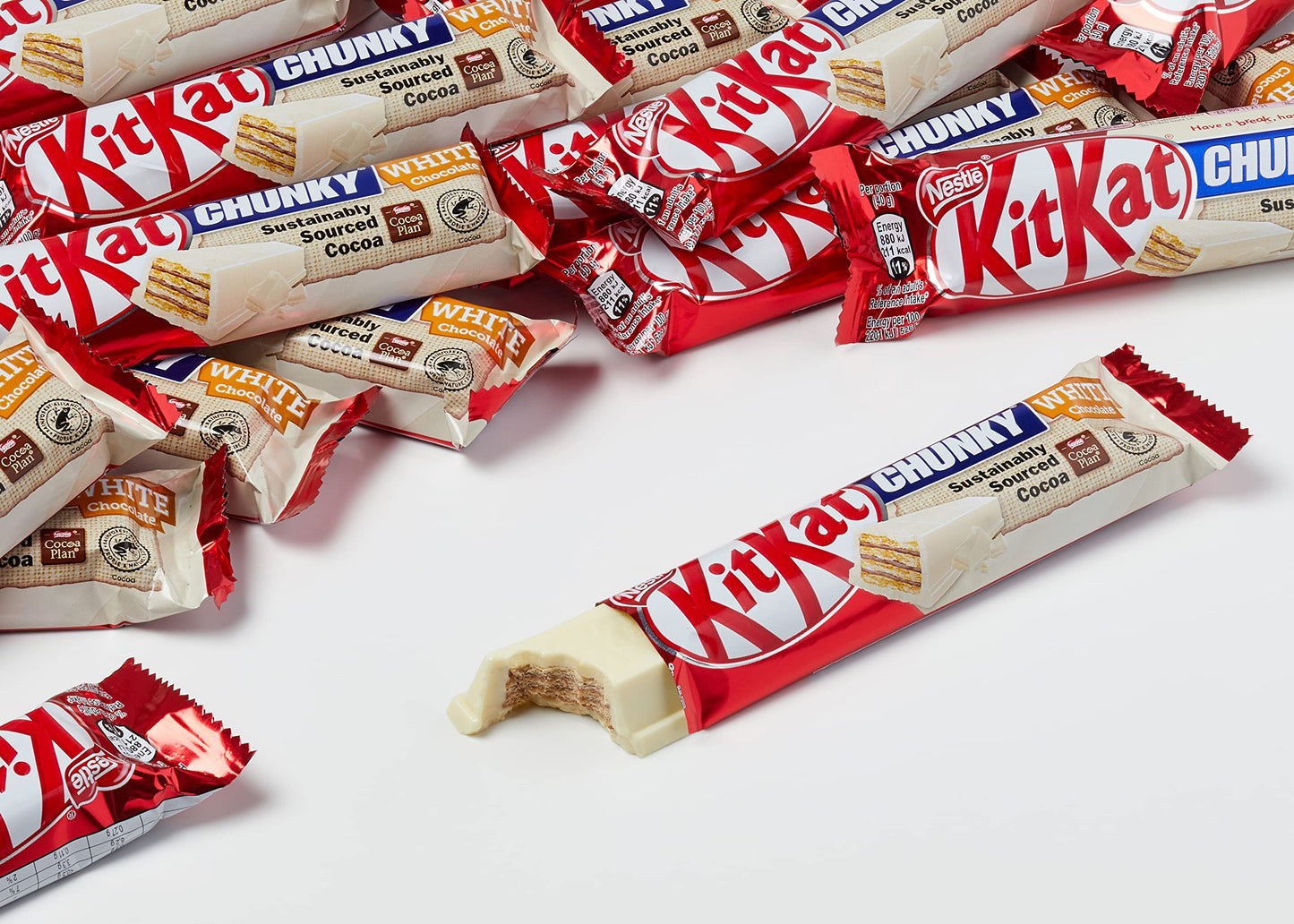 Kit Kat Chunky White Bars  [4 X 40g] 160g คิทแคท เวเฟอร์กรอบ เคลือบไวส์ช๊อคโกแลต [4 X 40กรัม] 160 กรัม