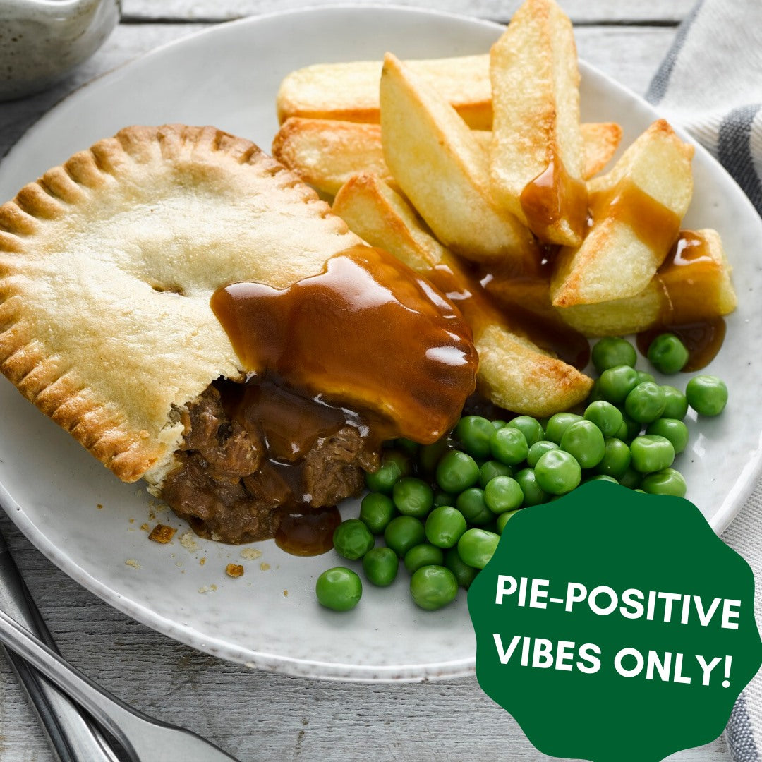 Holland's Minced Beef & Onion Pies 4 Pack ฮอลแลนด์ พายเนื้อสับ และ หัวหอม 4 แพ็ค