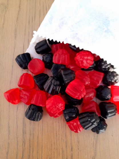 Taveners Red & Black Gums 165g