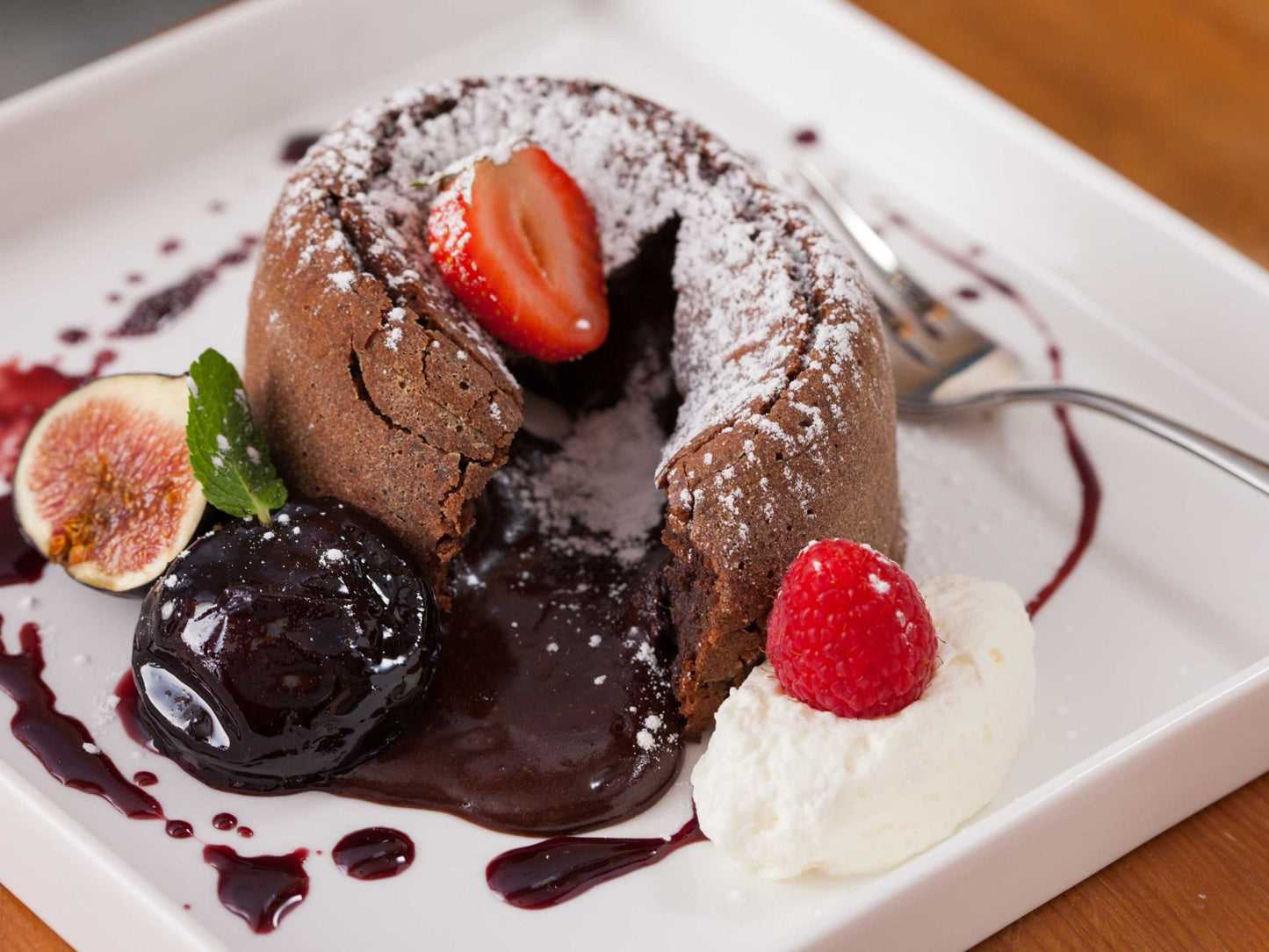 [Best Before 24-may-2025] Iceland Melt in the Middle Chocolate Puddings 2 Packs 140g