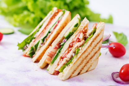 Warburtons Farmhouse For Super Sandwich 800g วอร์เบอร์ตันส์ ขนมปังขาวแผ่นหนา 800 กรัม