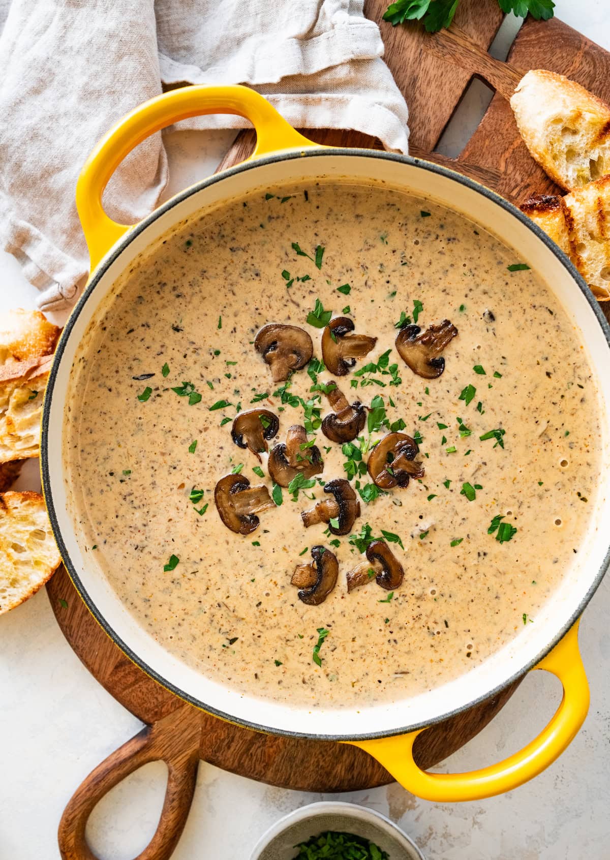 Campbells Condensed Cream Of Mushroom Soup 295g