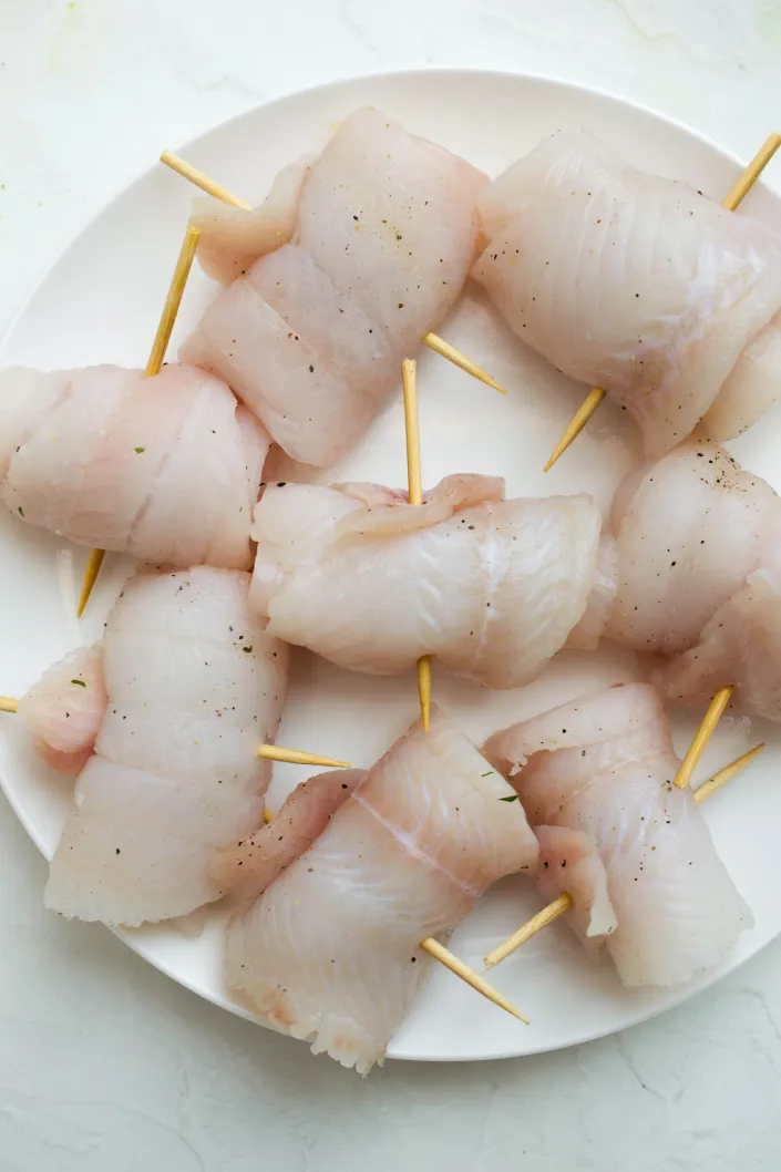 [Best Before 22-oct-2025] Iceland Lemon & Parsley Sole Fillets 250g