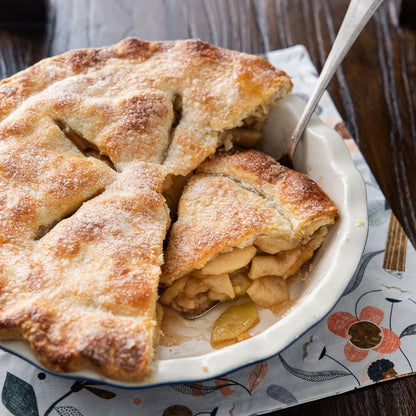 Aunt Bessies Bramley Apple Pie 550g