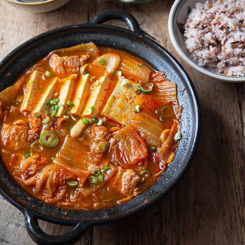 (Best Before 30Jul2026)Namdong Kimchi Jigae K-Noodle Pot 83g