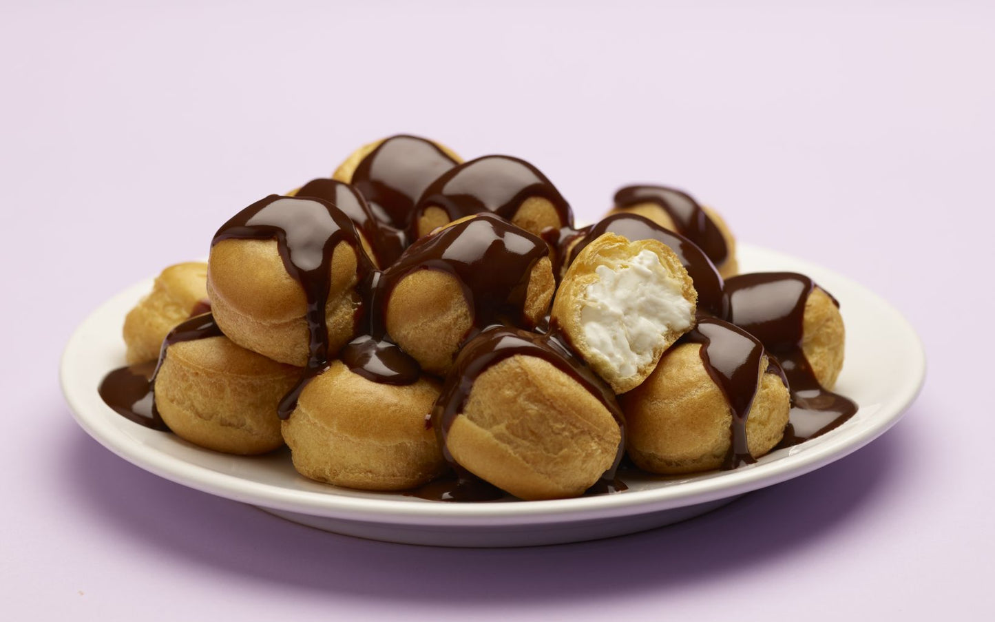 Iceland 16 Approx Profiteroles 280g