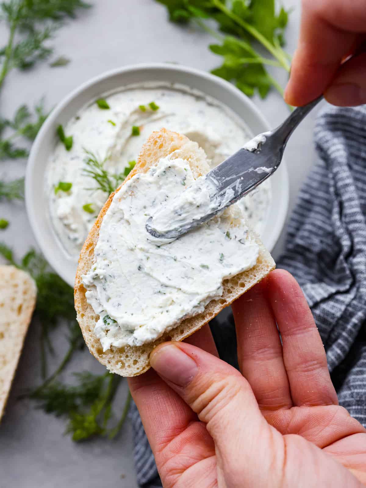 Philadelphia Garlic & Herbs Soft Cream Cheese 280g