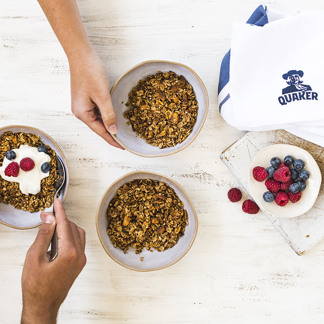 Quaker Oats So Simple Sultana, Raisins, Apple & Cranberry Porridge 10 Pack 385g