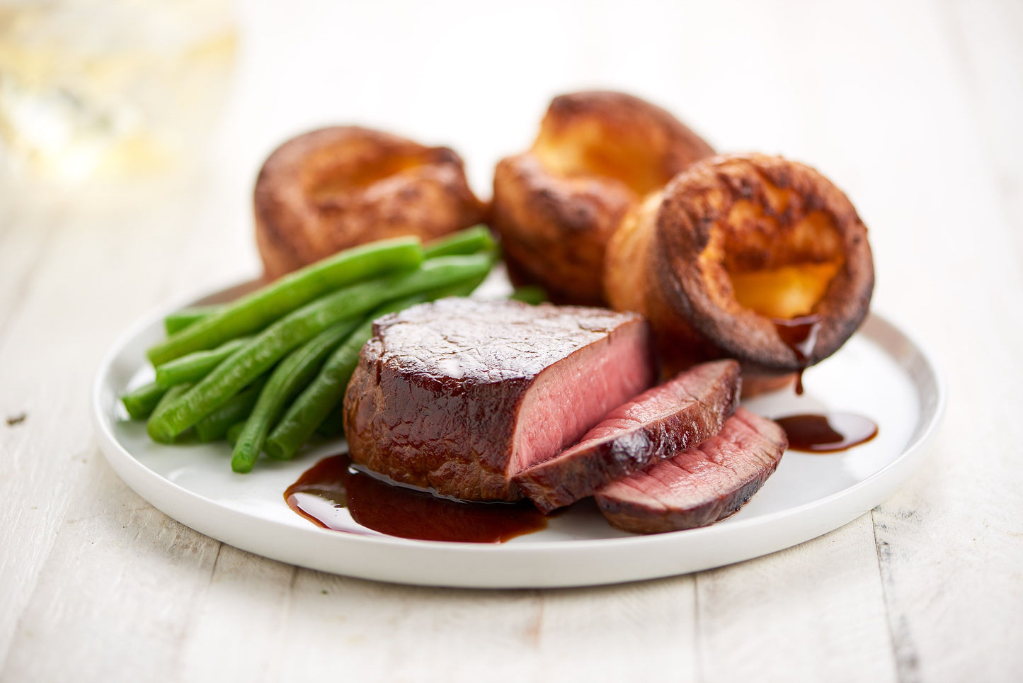 Iceland Luxury 4 Beef Dripping Yorkshire Puddings 160g