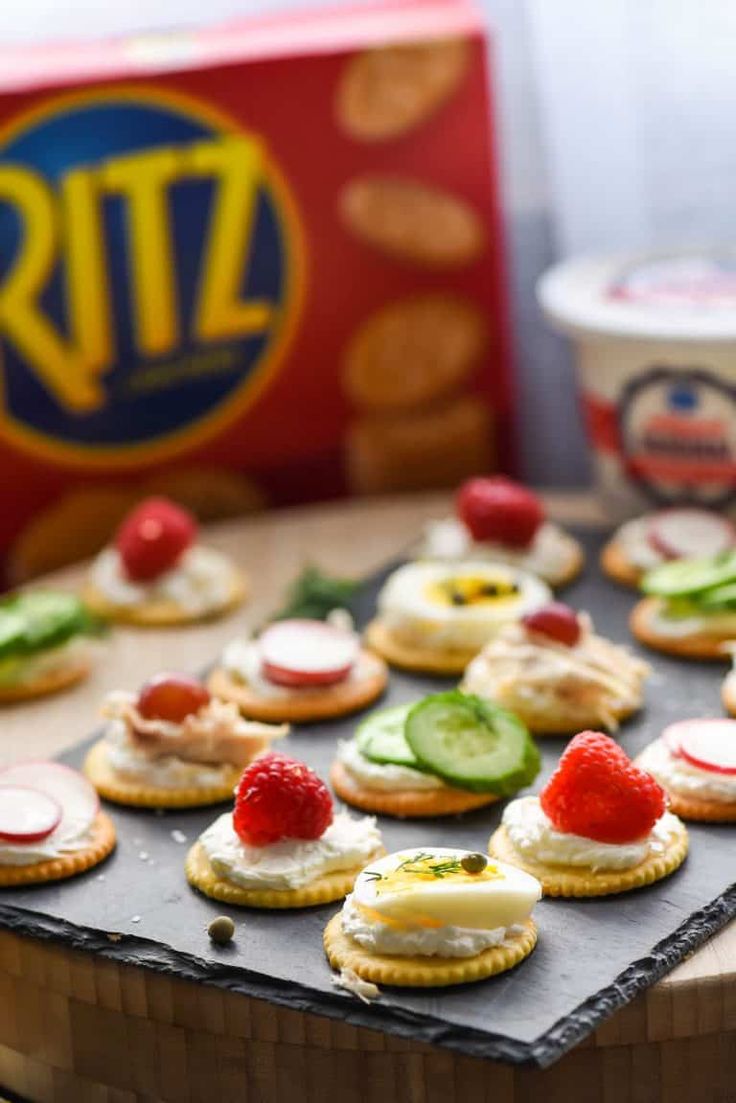 Ritz Breaks Original Biscuit Crackers 190g