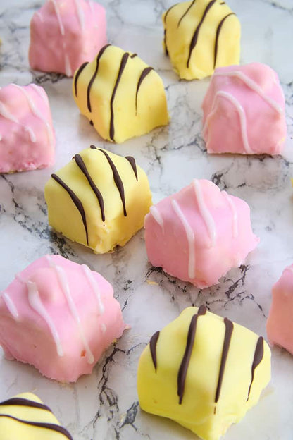 Mr Kipling French Fancies 8 Pack