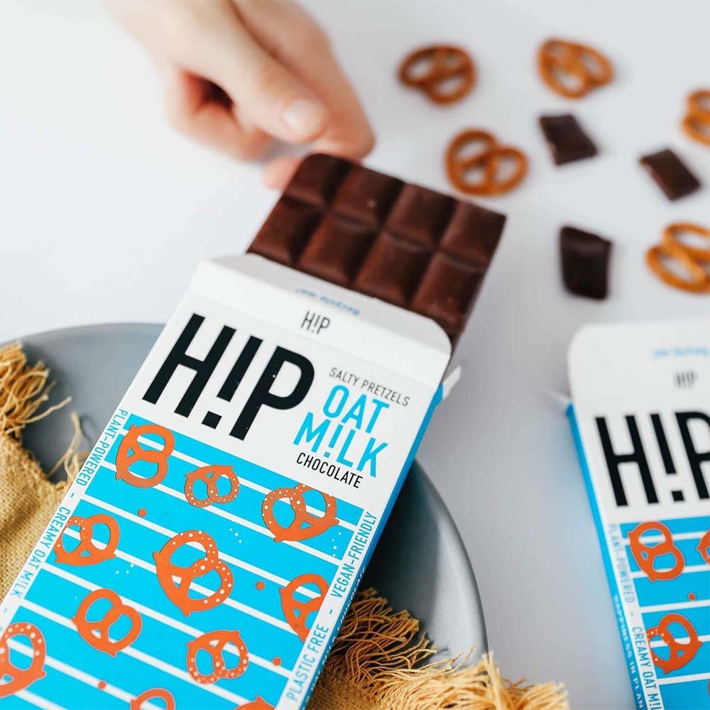 [Best Before 31Oct2025] Hip Oat Milk Cookies Salty Pretzel Chocolate 70g