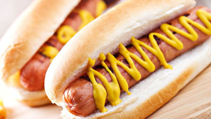 Ye Olde Oak 6 American Style Hot Dogs in Brine 560g ยี โอล โอ๊ค 6 ฮอทด็อก สไตล์อเมริกันในน้ำเกลือ 560 กรัม