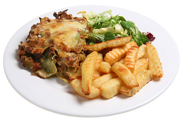 Kershaws Beef Lasagne with Chips 400g เคอร์ชอว์ ลาซานญ่าเนื้อ พร้อมมันฝรั่งทอด 400 กรัม