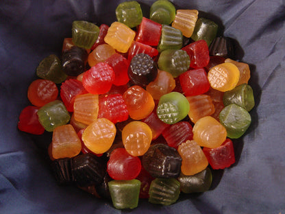 Lion Mini Gems with liquorice gem 130g