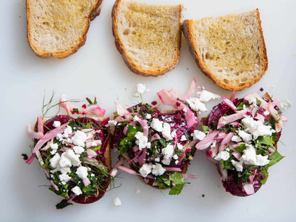 Bartons Pickled Sliced Beetroot 440g