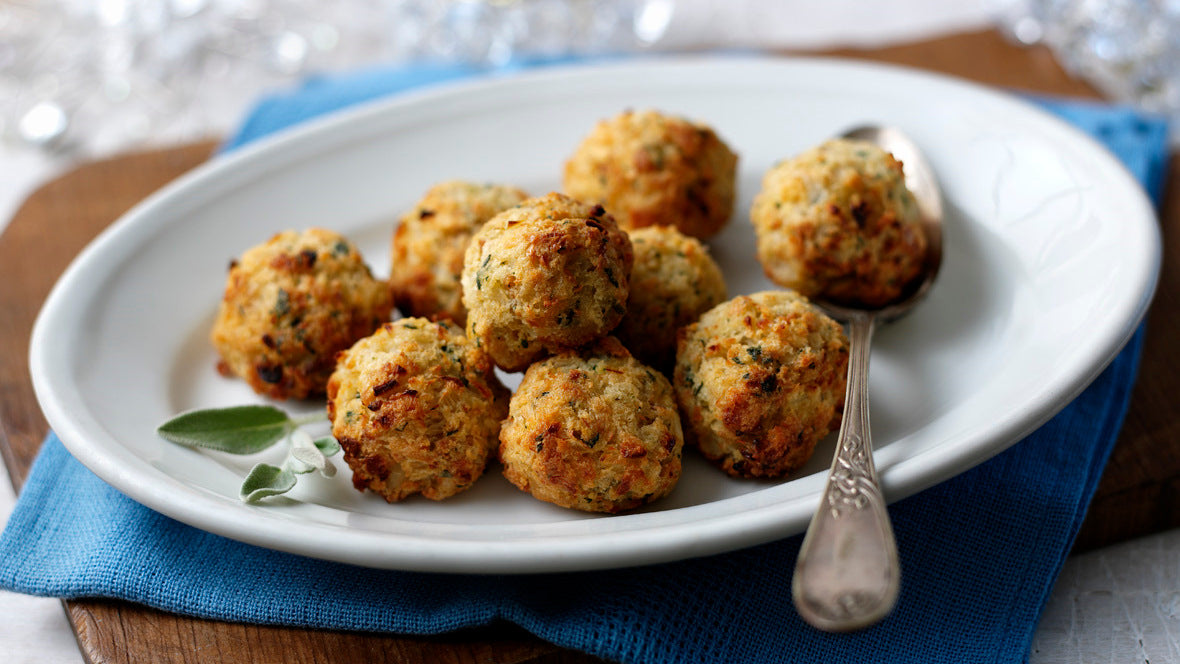 [Best Before 30-Aug-2024] Aunt Bessie's 12 Sage & Onion Stuffing Balls 310G อ้าน ไส้เกล็ดขนมปัง และ หัวหอม 12 ชิ้น 310 กรัม