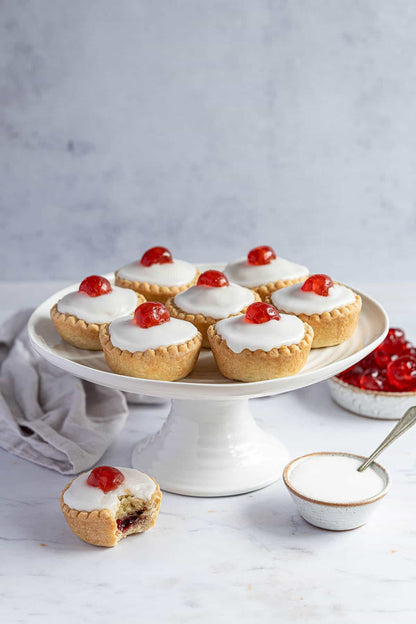 Mr Kipling Cherry Bakewells Tarts 6 Pack