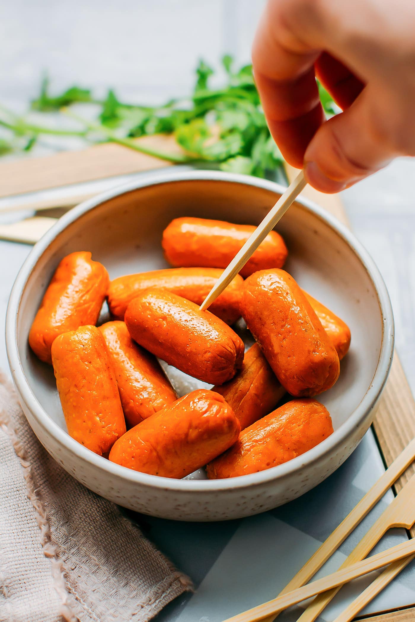 Iceland 18 cocktail sausages 216g