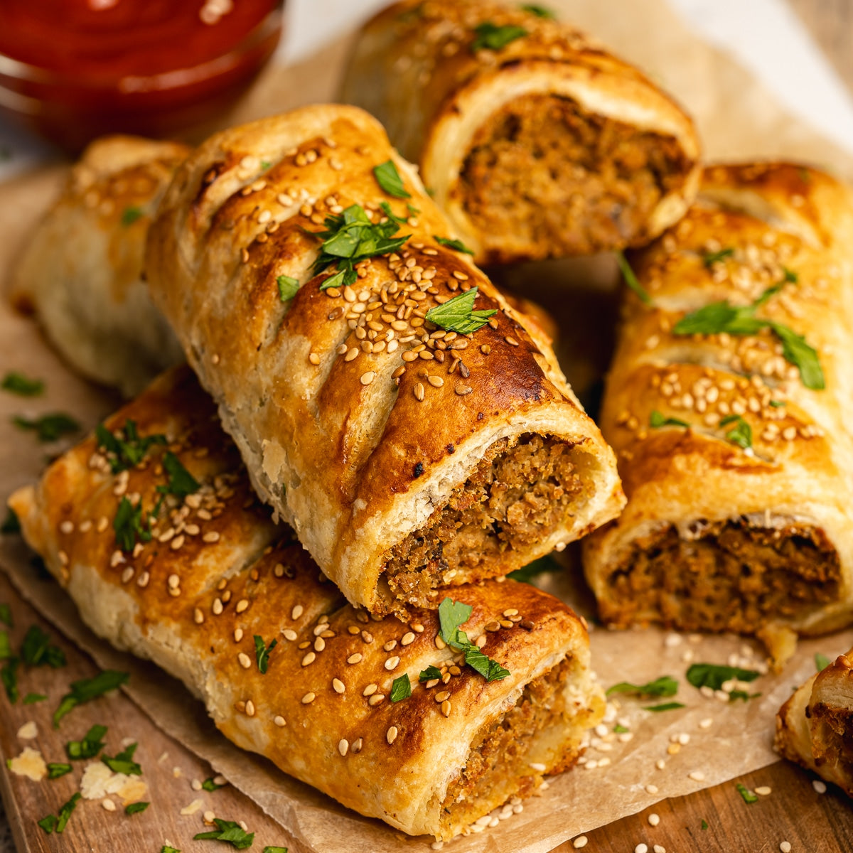 (Best Before 16Jan2027)  The No Meat Company 2 Jumbo No Sausage Rolls 280g