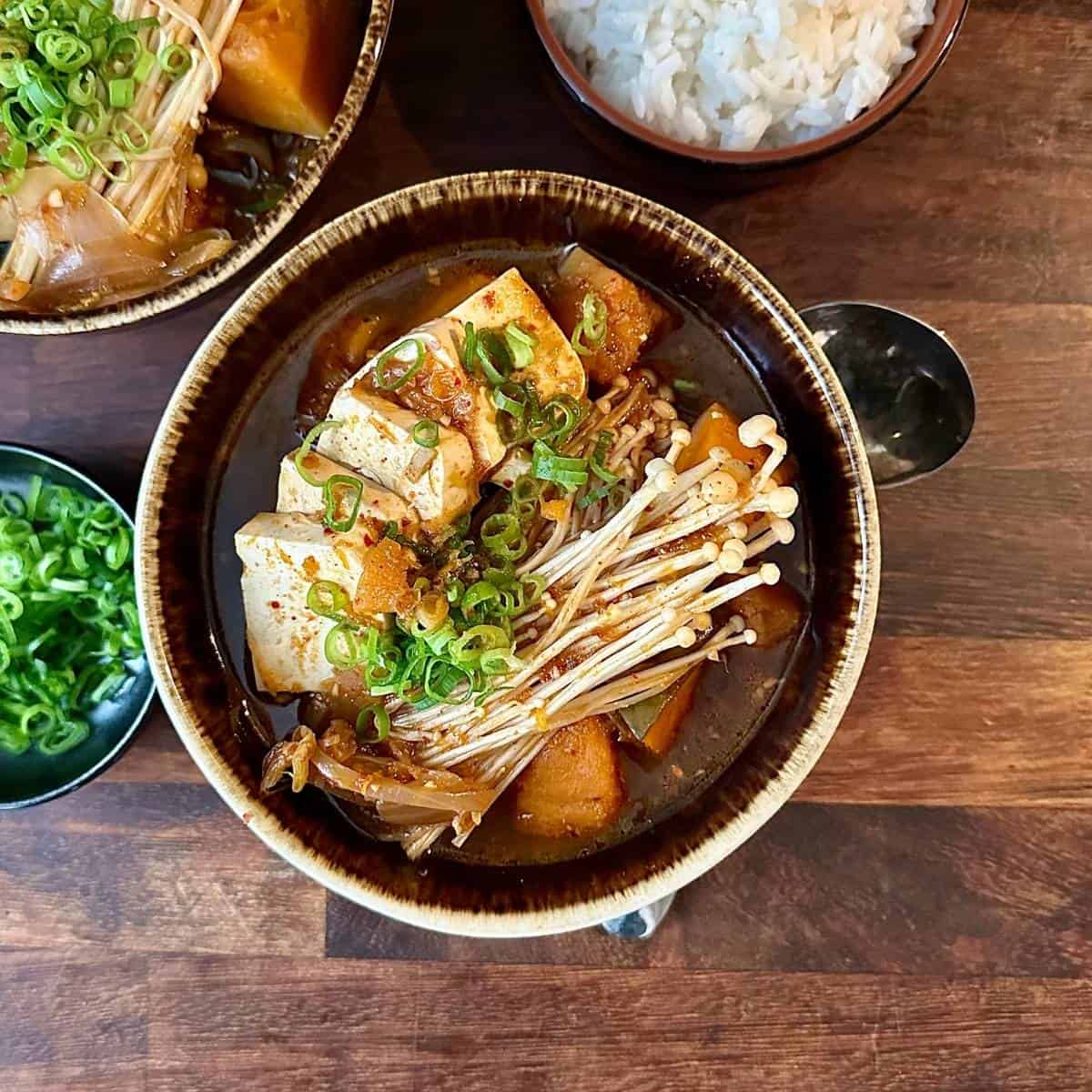 (Best Before 30Jul2026)Namdong Kimchi Jigae K-Noodle Pot 83g