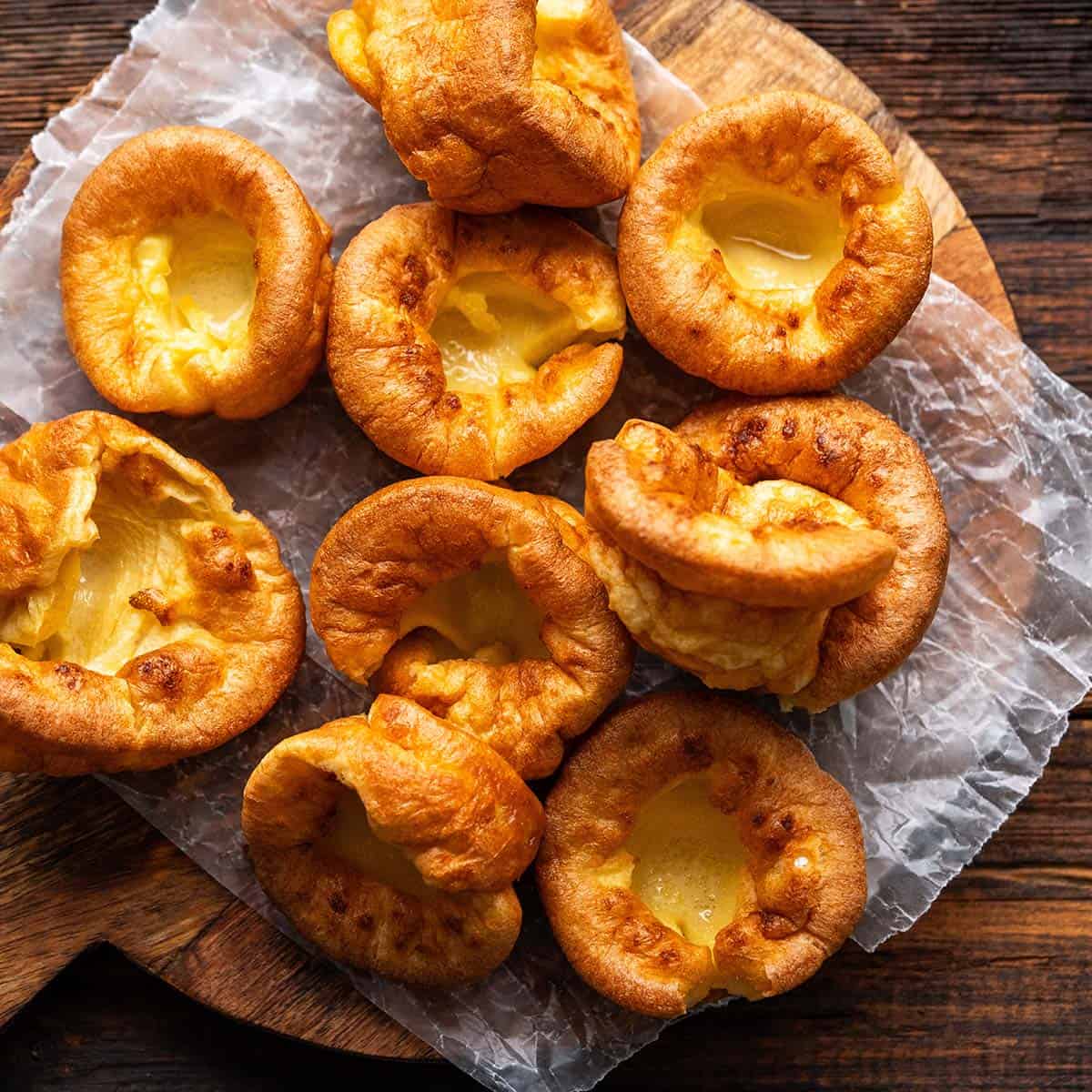 Iceland 12 Yorkshire Puddings 217g ไอซ์แลนด์ 12 ยอร์คเชียร์พุดดิ้ง 217 กรัม