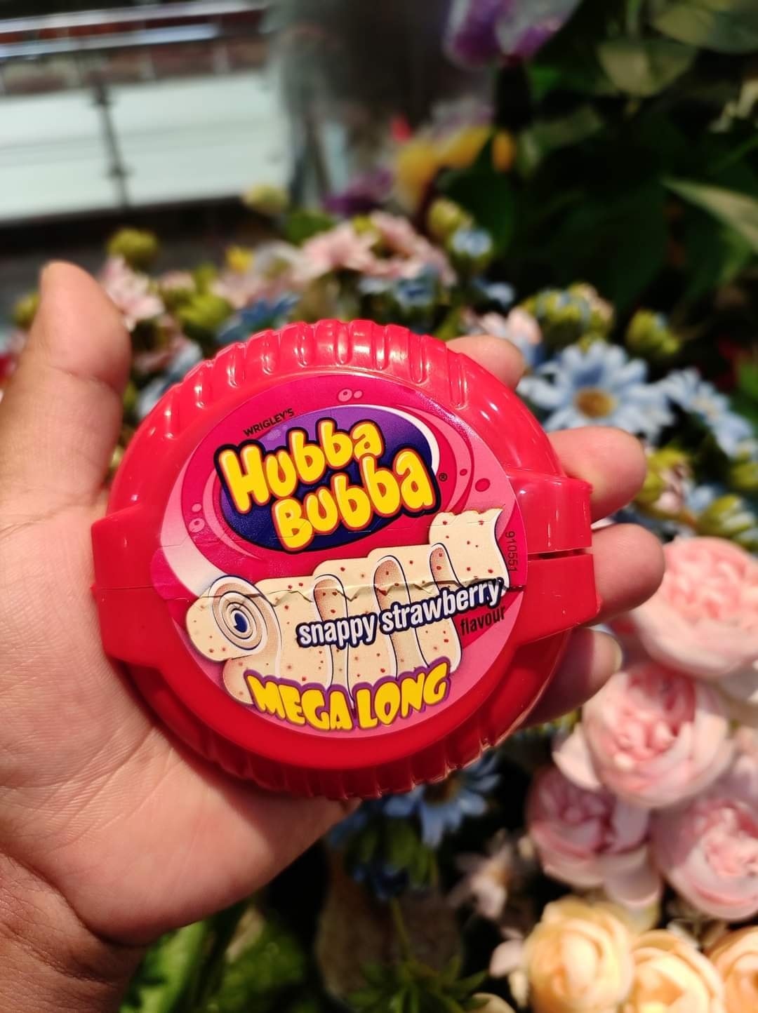 Hubba Bubba Mega Long Snappy Strawberry Flavour Chewing Gum 56g
