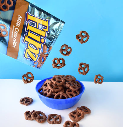 Flipz Milk Chocolate Coated Pretzels 80g ฟลิปซ์ ช็อกโกแลตนมเคลือบ เพรทเซิล 80g