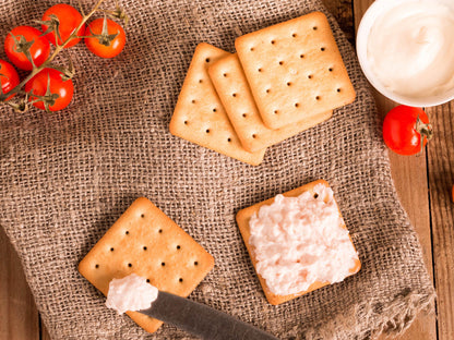 Co Op Cream Crackers 300g