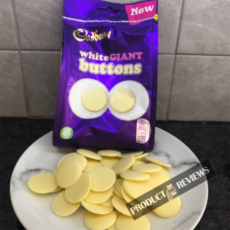 Cadbury White Giant Buttons 110g แคดเบอรี่ ไวท์ จาเย็น บัตตัน 110g