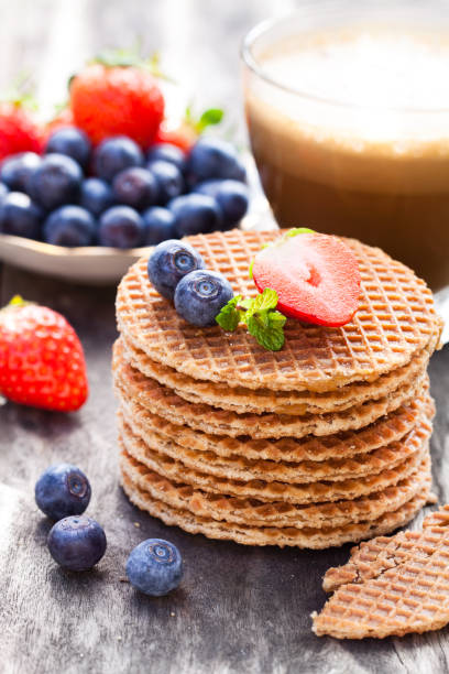 Royal Dutch Caramel Waffle Round Sheet 315g