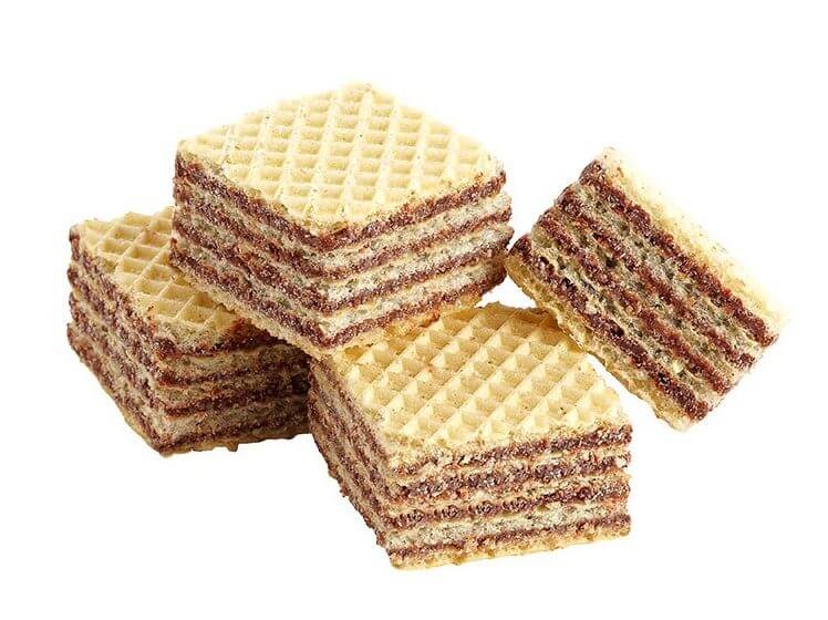 Balconi Wafer Hazelnut Cubes Crispy 250G