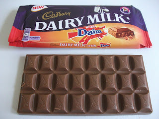 Cadbury Dairy Milk Daim 120g แคดเบอรี่ แดรี่ มิลค์ ไดม 120g